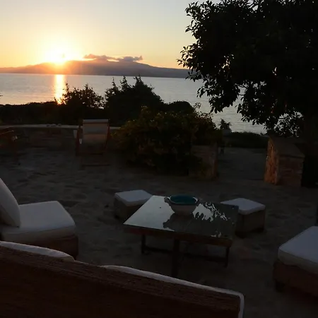 Beach House Maria Villa